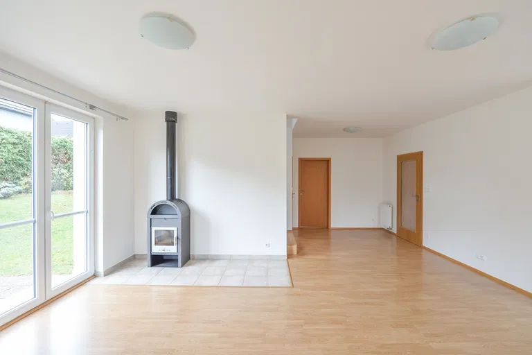 Za Farou, Slivenec - Prague 5 | Rent, House, Four-bedroom (5+kk), 185 m²