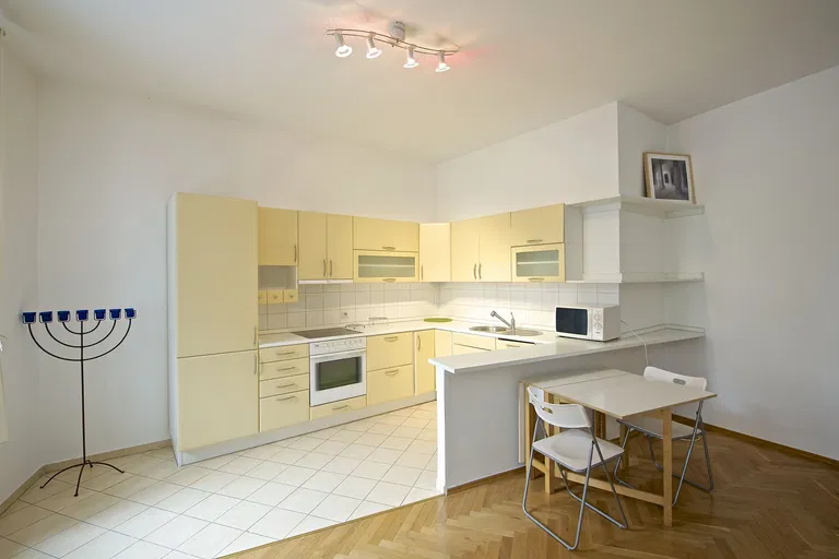 Černomořská, Vršovice - Praha 10 | Pronájem, Byt, 2+kk, 67 m²