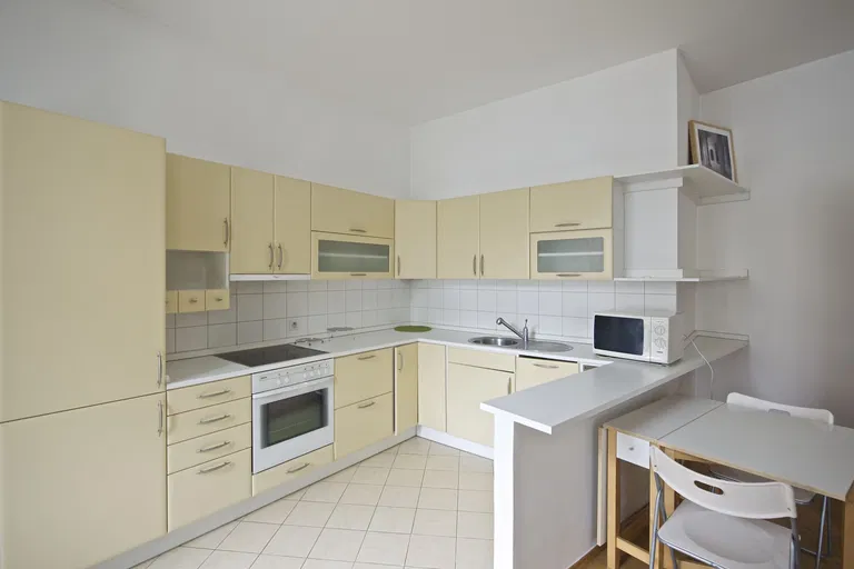 Černomořská, Vršovice - Praha 10 | Pronájem, Byt, 2+kk, 67 m²