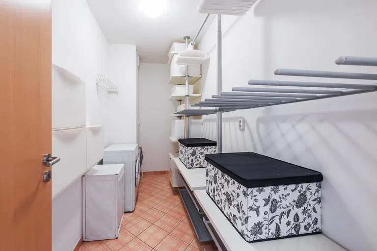 Na Maninách, Holešovice - Praha 7 | Pronájem, Byt, 2+kk, 80 m²