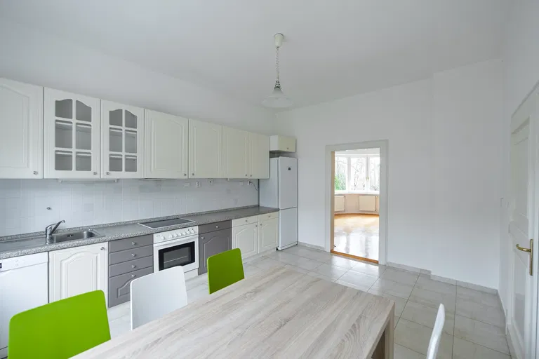 Nad Zlíchovem, Hlubočepy - Prague 5 | Rent, Apartment, Three-bedroom (4+1), 140 m²