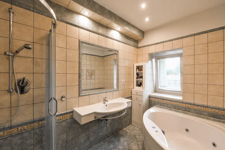 Salmovská, Nové Město - Praha 2 | Pronájem, Byt, 3+1, 98 m²