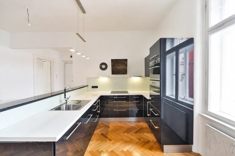 Generála Píky, Dejvice - Praha 6 | Pronájem, Byt, 3+1, 120 m²
