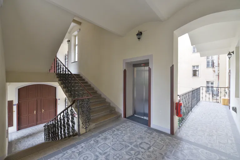 Vratislavova, Vyšehrad - Praha 2 | Pronájem, Byt, 1+kk, 37 m²