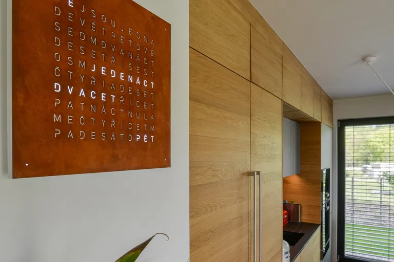 Menclova, Libeň - Prague 8 | Sale, Apartment, Three-bedroom (4+kk), 119 m²