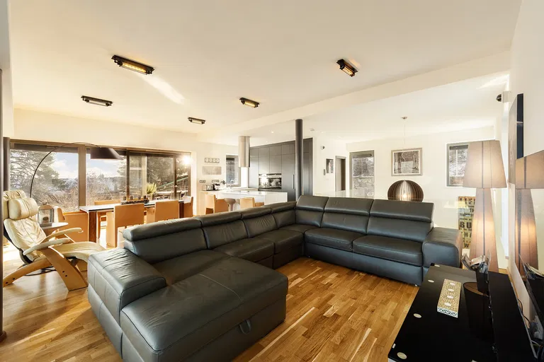 Česká, Brno - venkov - Brno-město | Prodej, Rodinný dům, 4+kk, 194 m²