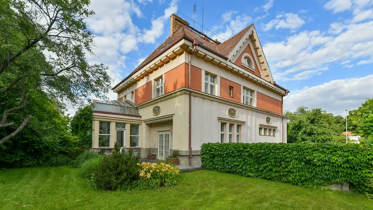 Bubenečská, Bubeneč - Praha 6 | Prodej, Rodinný dům, 12+1, 781 m²