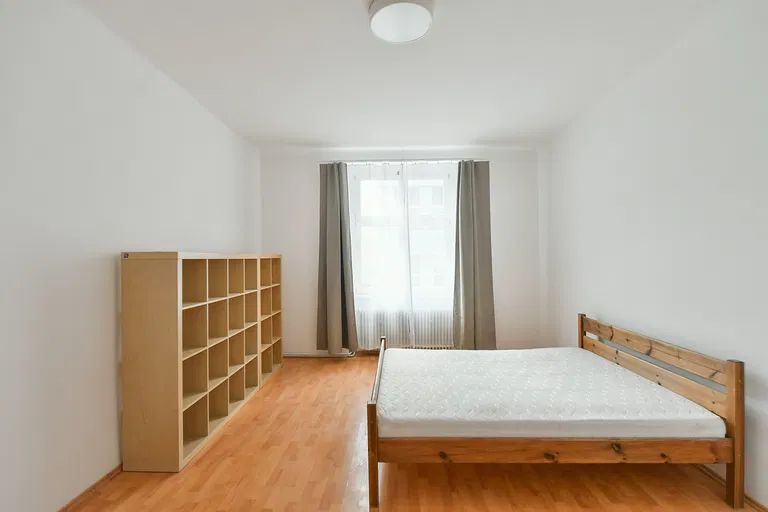 Ladova, Nové Město - Prague 2 | Rent, Apartment, Three-bedroom (4+kk), 113 m²