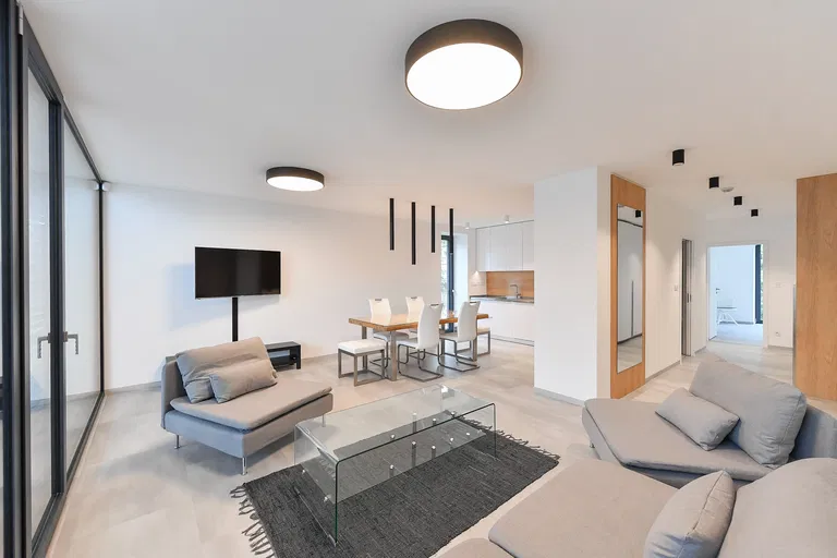 Na Vypichu, Břevnov - Prague 6 | Rent, Apartment, Three-bedroom (4+kk), 90 m²