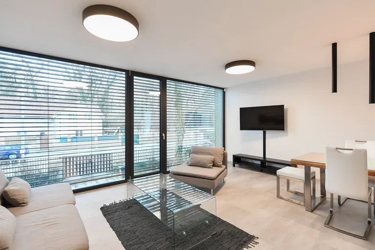 Na Vypichu, Břevnov - Prague 6 | Rent, Apartment, Three-bedroom (4+kk), 90 m²