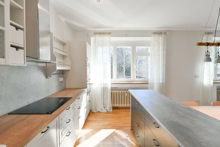 Zelená, Dejvice - Prague 6 | Rent, Apartment, Two-bedroom (3+kk), 84 m²