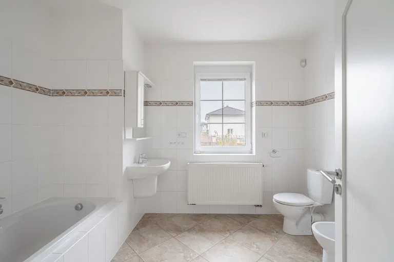 Pod valem II, Průhonice - Praha-západ | Rent, House, Five-bedroom (6+kk), 400 m²
