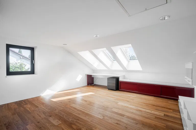 Říčanská, Průhonice - Praha-západ | Sale, House, Three-bedroom (4+kk), 321 m²