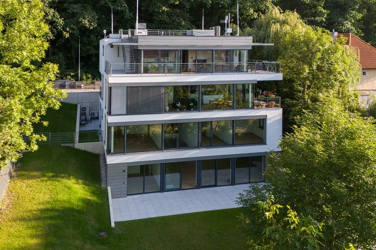 Pod novým lesem, Veleslavín - Prague 6 | Sale, Apartment, Four-bedroom (5+kk), 272 m²