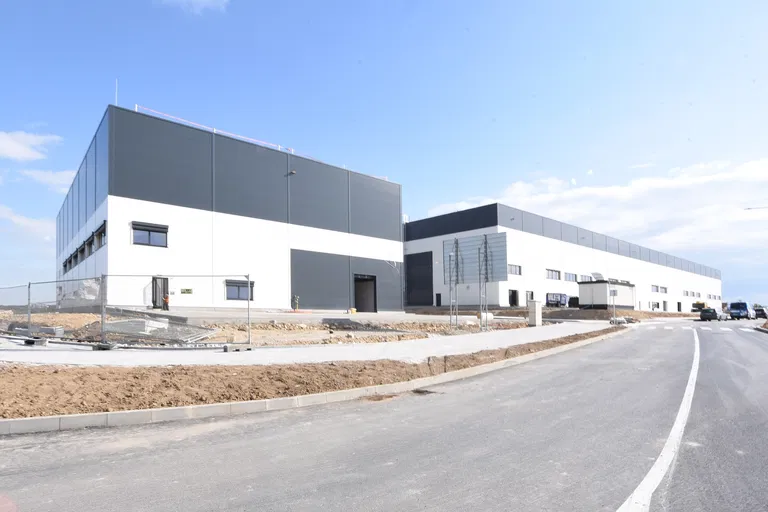 Ke Kopanině, Tuchoměřice - Praha-západ | Pronájem, Průmyslový areál, 6737 m²
