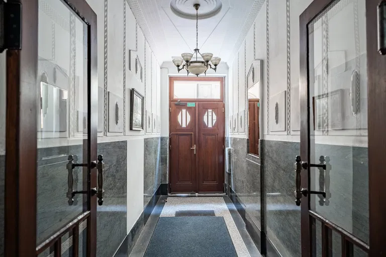 Sochařská, Bubeneč - Praha 7 | Pronájem, Byt, 2+kk, 99 m²