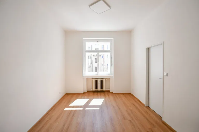 Haškova, Holešovice - Praha 7 | Pronájem, Byt, 3+kk, 70 m²