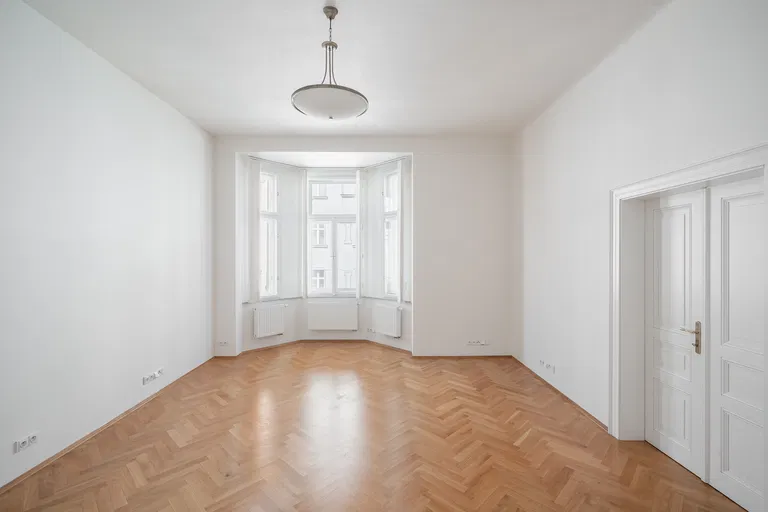 Moravská, Vinohrady - Prague 2 | Rent, Apartment, One-bedroom (2+1), 88 m²