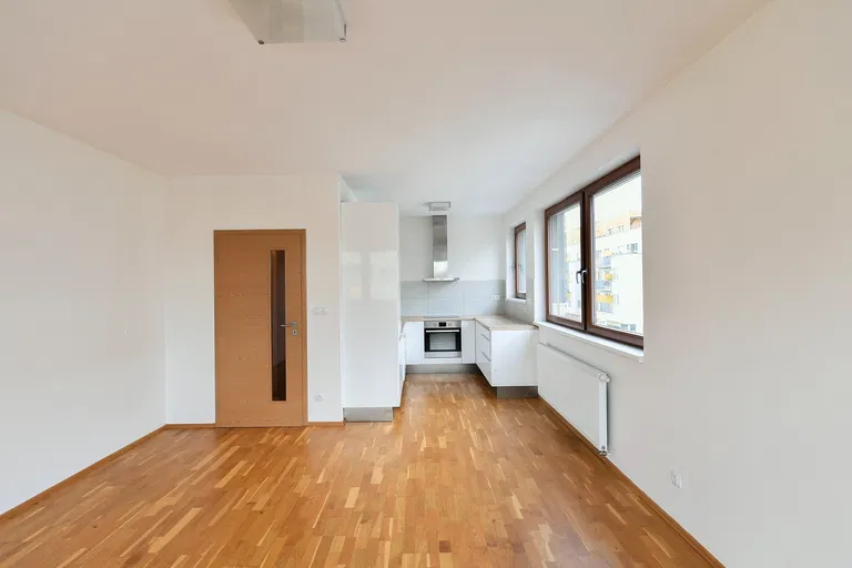 Harlacherova, Záběhlice - Prague 10 | Rent, Apartment, One-bedroom (2+kk), 63 m²