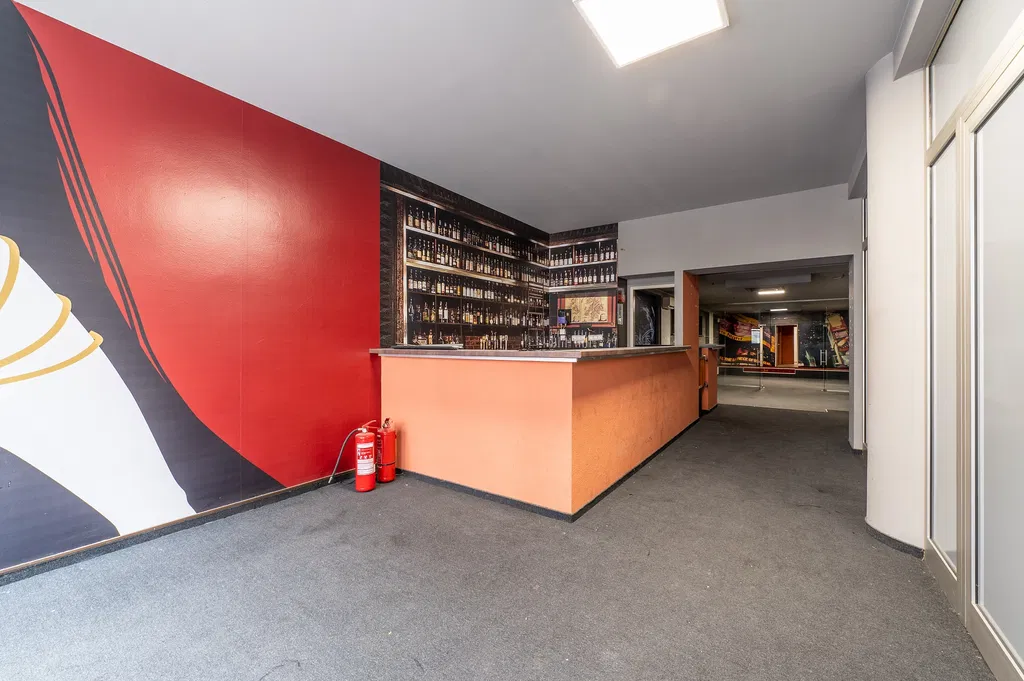 Radlinského, Staré Mesto - Bratislava I | Prodej, Kancelářské prostory, 637.9 m²