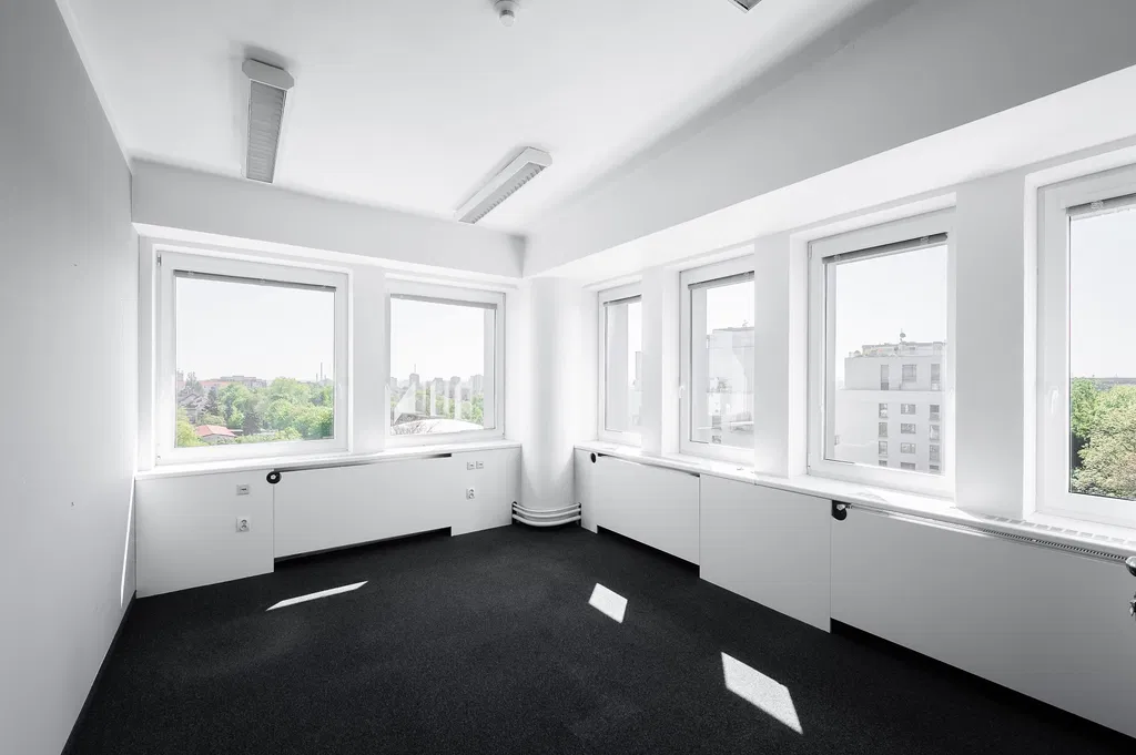 U Nákladového nádraží, Strašnice - Praha 3 | Pronájem, Administrativní budova, 3 977 m²