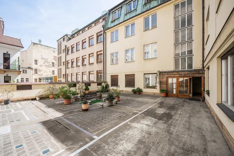 Konviktská, Staré Město - Praha 1 | Pronájem, Byt, 1+1, 39 m²