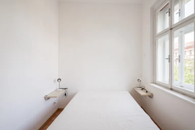 Londýnská, Vinohrady - Prague 2 | Rent, Apartment, Three-bedroom (4+kk), 75 m²