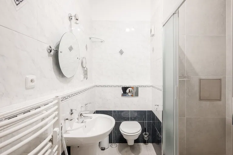 Londýnská, Vinohrady - Prague 2 | Rent, Apartment, Three-bedroom (4+kk), 75 m²