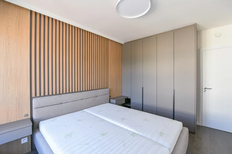 Kolmanova, Modřany - Praha 4 | Pronájem, Byt, 4+kk, 106 m²