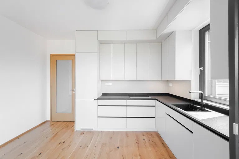Závišova, Nusle - Prague 4 | Rent, Apartment, One-bedroom (2+kk), 65 m²