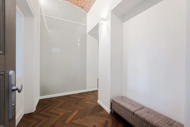U Rajské zahrady, Žižkov - Prague 3 | Rent, Apartment, Two-bedroom (3+kk), 98 m²