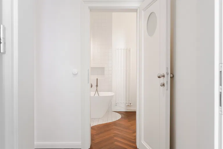 U Rajské zahrady, Žižkov - Prague 3 | Rent, Apartment, Two-bedroom (3+kk), 98 m²