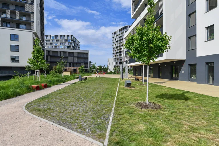 Mezi Vodami, Modřany - Praha 4 | Pronájem, Byt, 3+kk, 106 m²