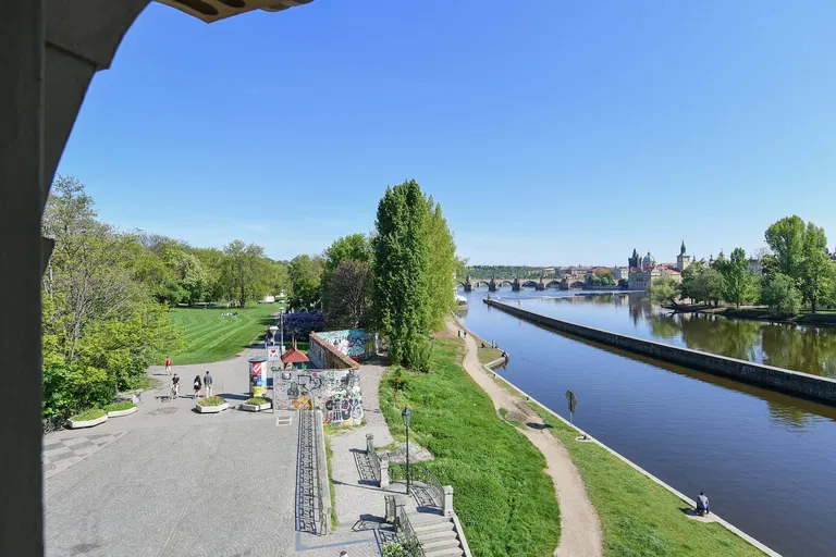 Malostranské nábřeží, Malá Strana - Prague 1 | Rent, Apartment, Three-bedroom (4+1), 183 m²