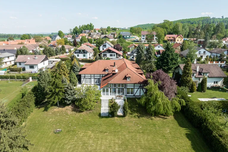 Plav - České Budějovice | Sale, House, Four-bedroom (5+kk), 750 m²