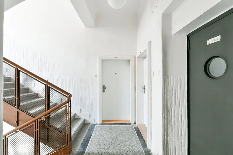 Lucemburská, Vinohrady - Praha 3 | Pronájem, Byt, 2+kk, 50 m²