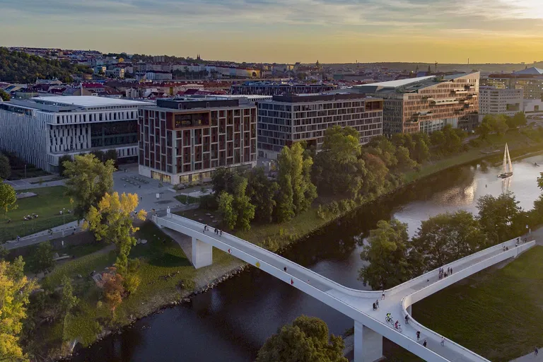 Karolinská, Karlín - Prague 8 | Rent, Office building, 9 641 m²