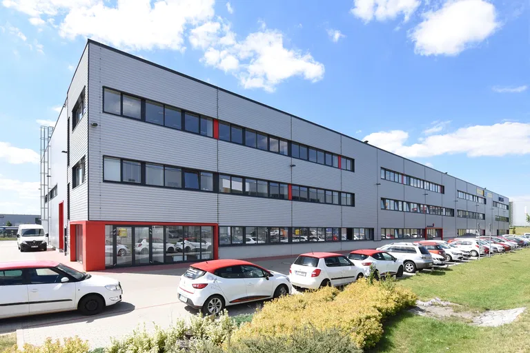 K Bílému vrchu, Horní Počernice - Praha 9 | Pronájem, Logistický park, 11 000 m²