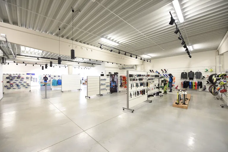 K Bílému vrchu, Horní Počernice - Praha 9 | Pronájem, Logistický park, 11 000 m²