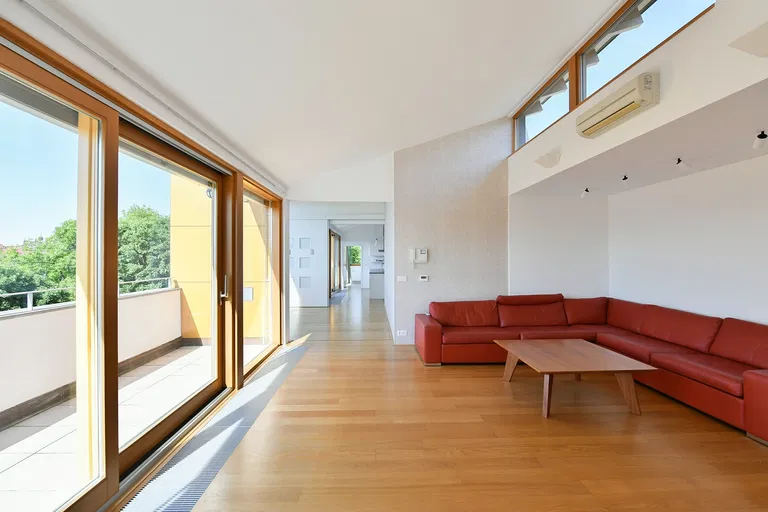 Na Bučance, Nusle - Prague 4 | Rent, Apartment, Four-bedroom (5+kk), 198 m²