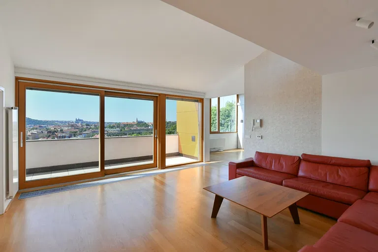 Na Bučance, Nusle - Prague 4 | Rent, Apartment, Four-bedroom (5+kk), 198 m²