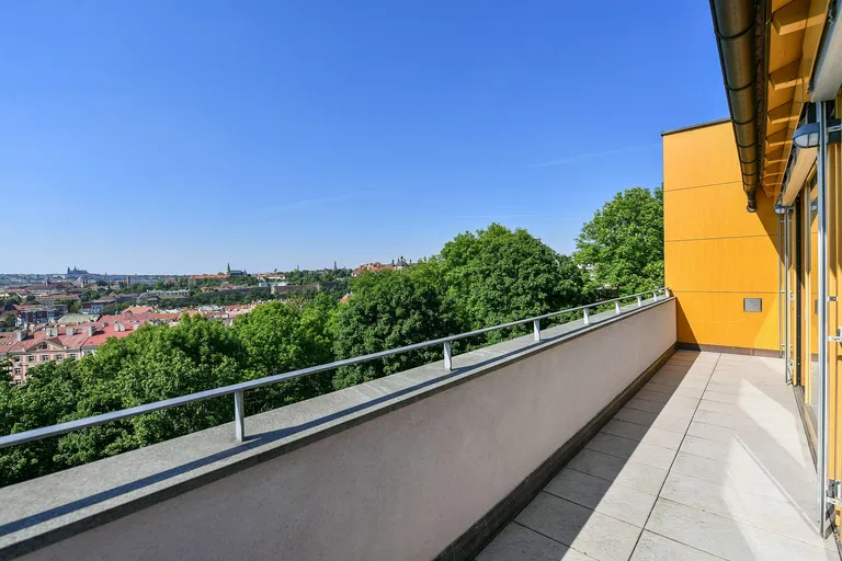 Na Bučance, Nusle - Prague 4 | Rent, Apartment, Four-bedroom (5+kk), 198 m²