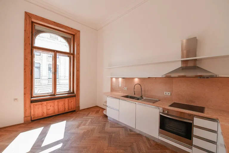 Ibsenova, Vinohrady - Prague 2 | Rent, Apartment, Three-bedroom (4+1), 224 m²