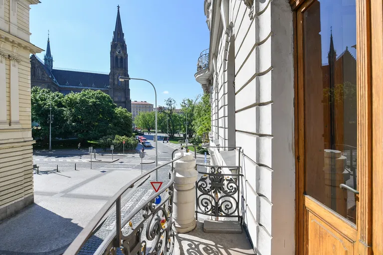 Ibsenova, Vinohrady - Prague 2 | Rent, Apartment, Three-bedroom (4+1), 224 m²