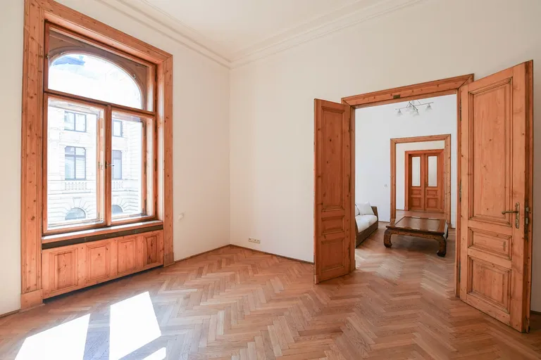 Ibsenova, Vinohrady - Prague 2 | Rent, Apartment, Three-bedroom (4+1), 224 m²
