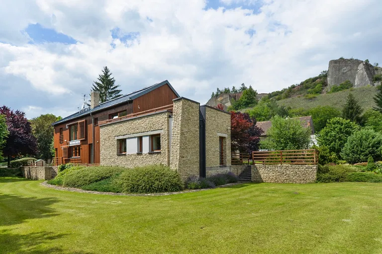 Pod Útesy, Hlubočepy - Praha 5 | Pronájem, Rodinný dům, 7+kk, 446 m²
