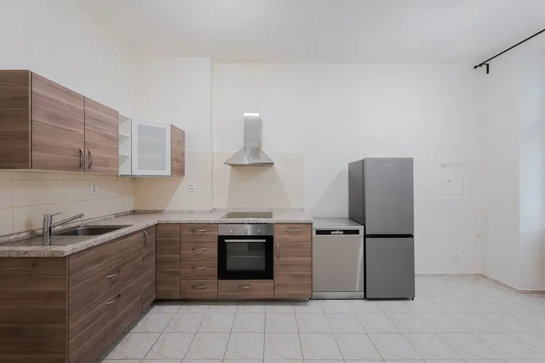 Polská, Vinohrady - Praha 2 | Pronájem, Byt, 1+1, 47 m²