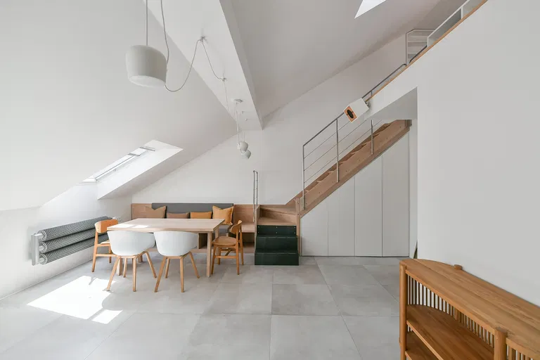 Jana Zajíce, Bubeneč - Praha 7 | Pronájem, Byt, 3+1, 115 m²