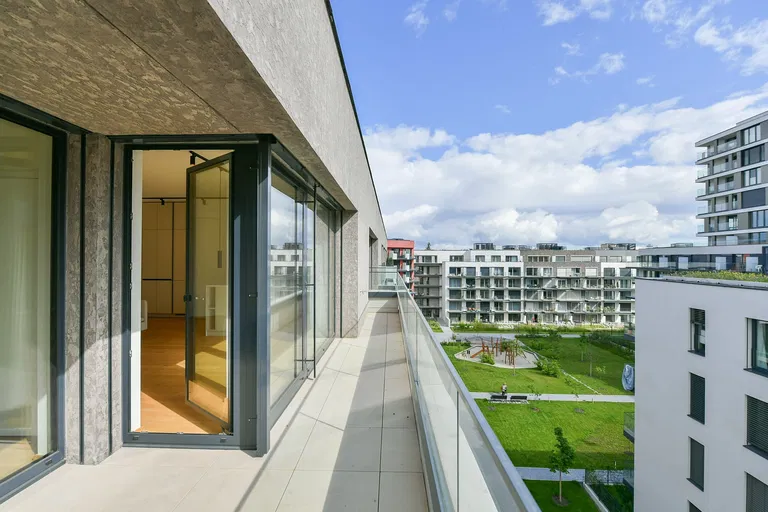 Tetauerova, Žižkov - Prague 3 | Rent, Apartment, Three-bedroom (4+kk), 128 m²