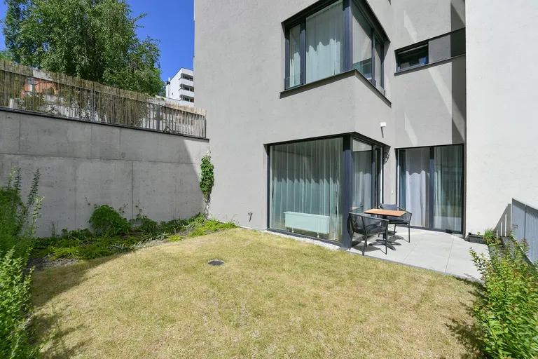 Holečkova, Smíchov - Praha 5 | Pronájem, Byt, 2+kk, 81 m²